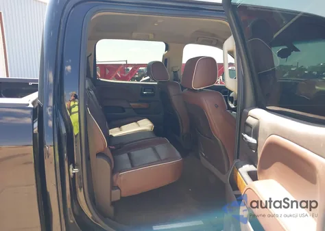 2014 Chevrolet Silverado 1500 High Country z USA, uszkodzony, nr VIN 3GCUKTEJ9EG423595